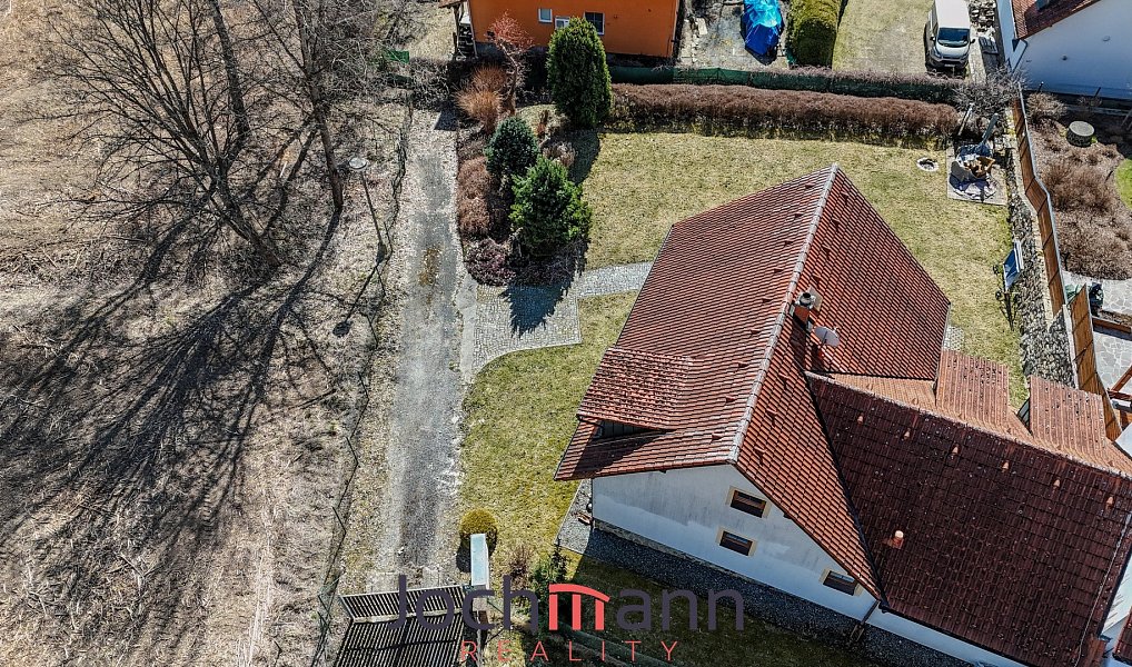 Prodej domu 182 m² s pozemkem 1 009 m², Horní Planá – náhled fotky 31