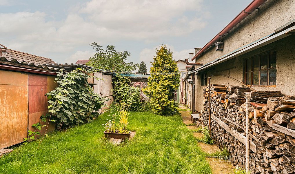 Prodej domu 150 m² s pozemkem 174 m², Čáslav – náhled fotky 2