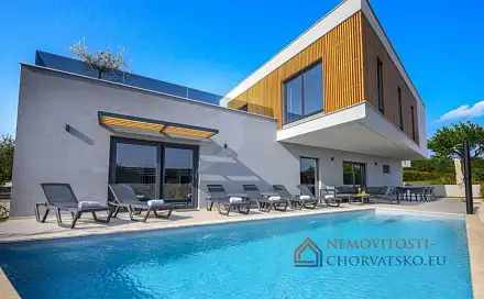 Prodej domu 210 m² s pozemkem 210 m², Svetvinčenat, Chorvatsko