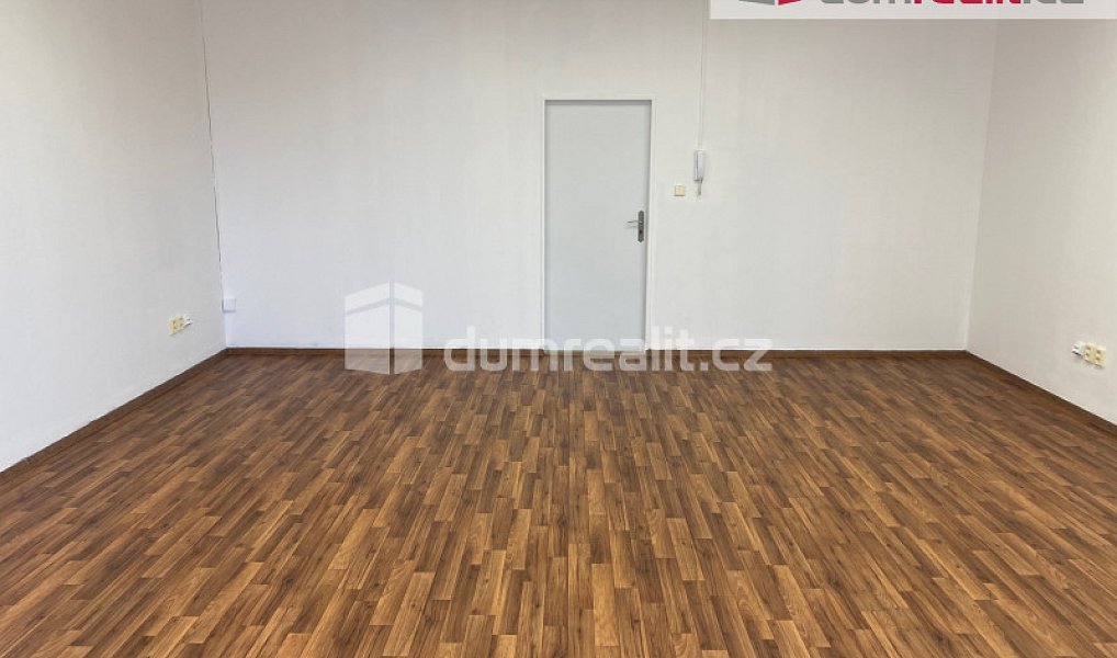 Pronájem kanceláře 38 m², Břeclav – náhled fotky 2