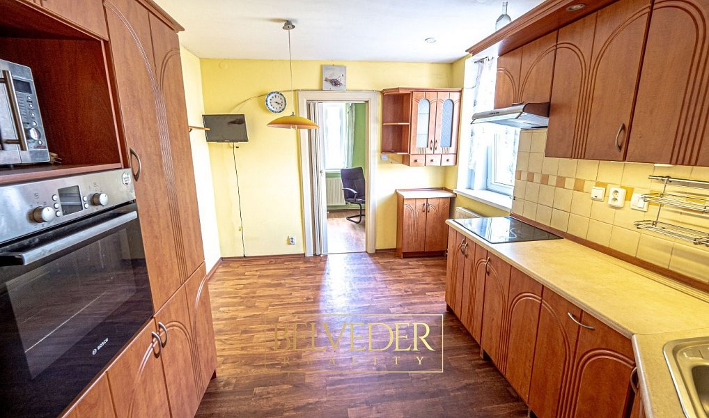 Prodej bytu 3+1 80 m², Teplice – náhled fotky 3