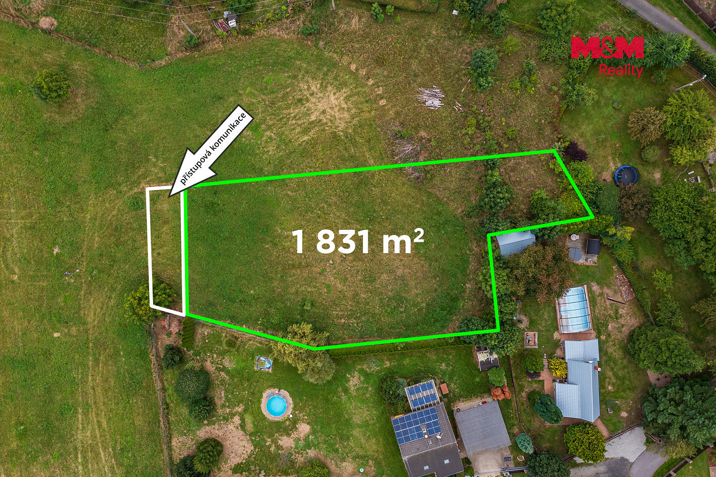 Prodej stavebního pozemku 1 897 m² – fotografie 2