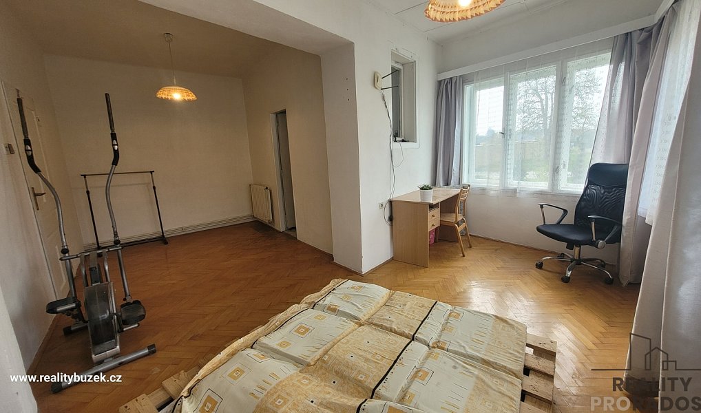 Prodej domu 110 m² s pozemkem 1 653 m², Cholina – náhled fotky 23