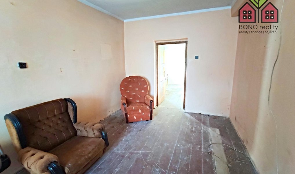 Prodej domu 225 m² s pozemkem 3 531 m², Křešice – náhled fotky 28