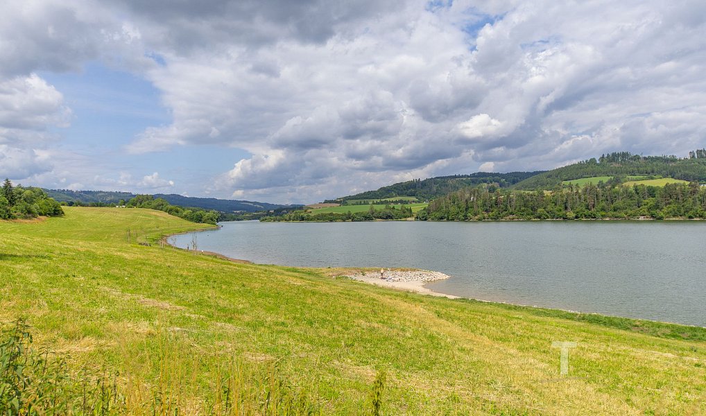 Prodej domu 115 m² s pozemkem 306 m², Lazinov – náhled fotky 2
