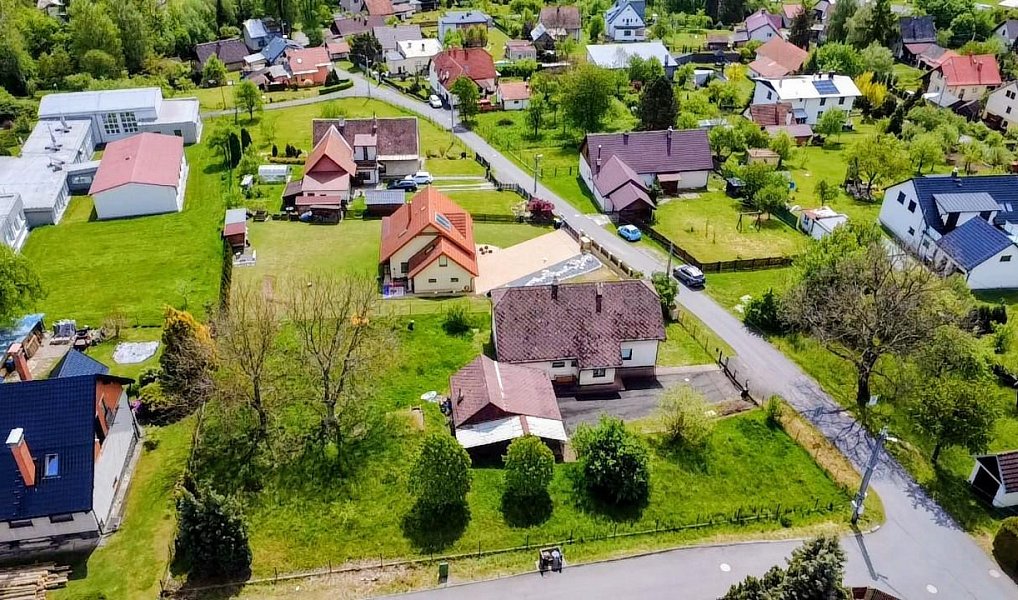 Prodej domu 200 m² s pozemkem 1 857 m², Lichnov – náhled fotky 39