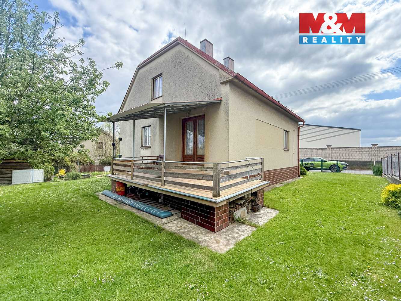 Prodej domu 160 m² s pozemkem 1 087 m² – fotografie 2