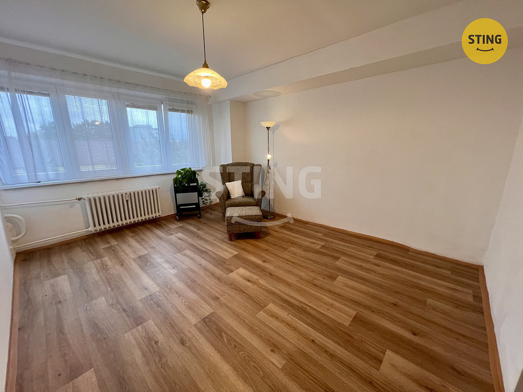 Pronájem bytu 2+1 48 m² – fotografie 4