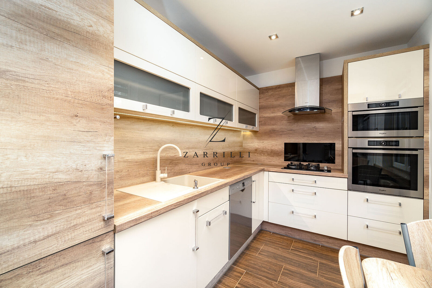Pronájem bytu 3+kk 57 m² – fotografie 4