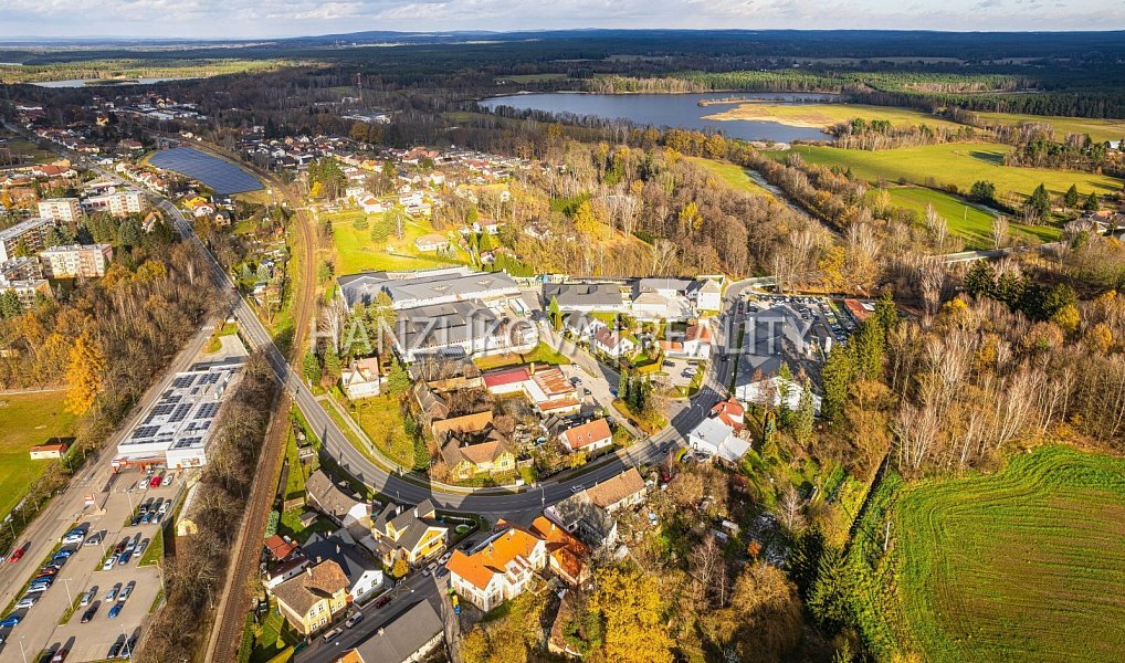 Prodej domu 940 m² s pozemkem 1 913 m², Suchdol nad Lužnicí – náhled fotky 8