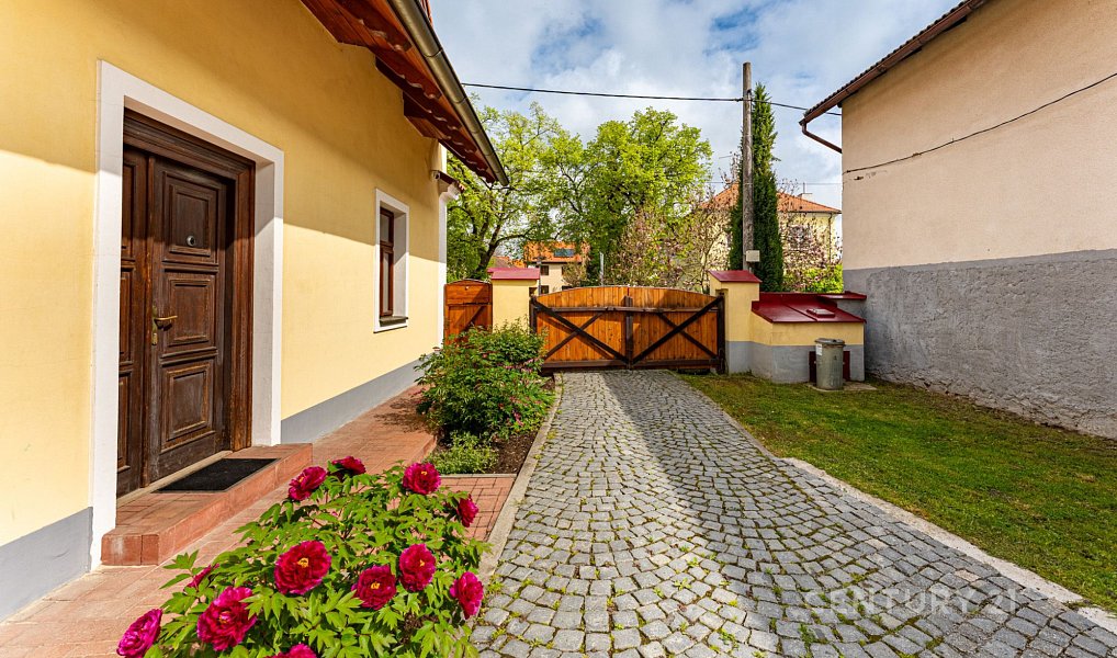 Prodej domu 245 m² s pozemkem 2 664 m², Hrusice – náhled fotky 21