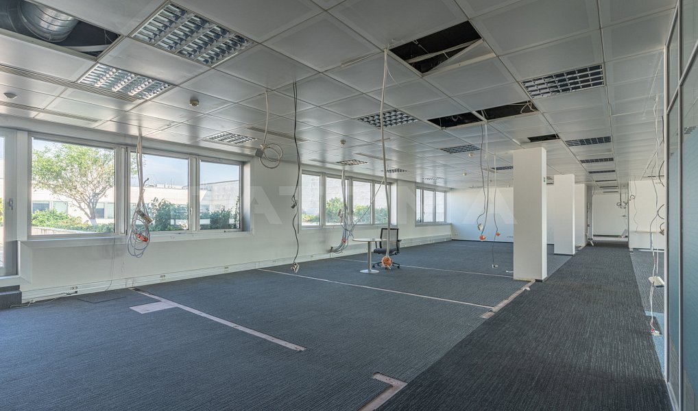 Pronájem kanceláře 674 m², Praha – náhled fotky 8