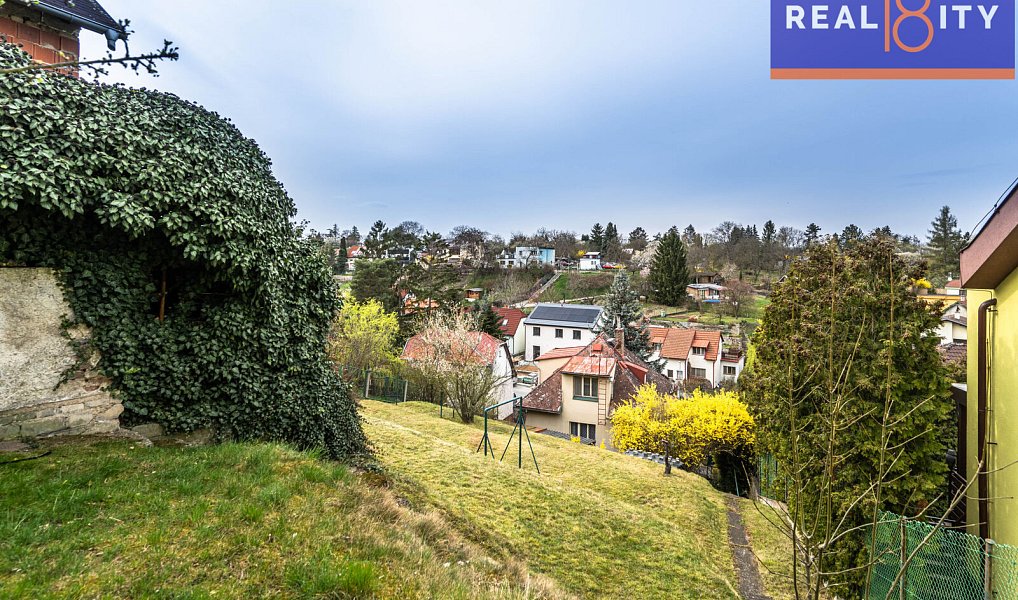 Prodej stavebního pozemku 773 m², Praha – náhled fotky 4