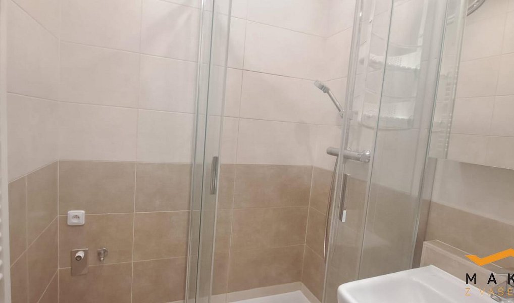 Pronájem bytu 3+1 72 m², Jihlava – náhled fotky 3