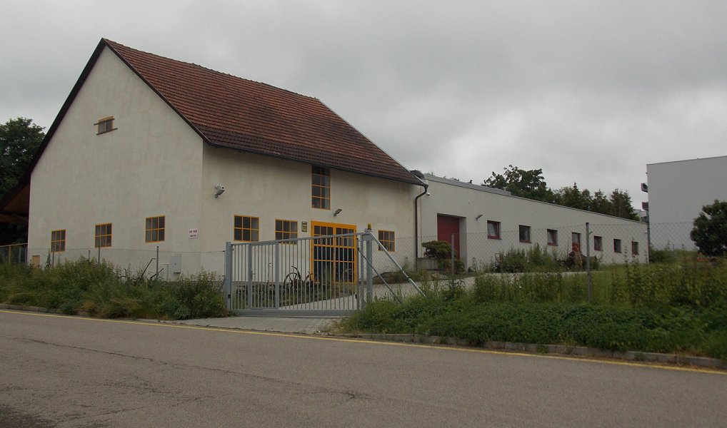 Pronájem skladovacích prostor 144 m², Benešov – náhled fotky 2