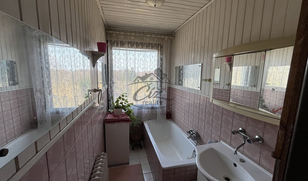 Prodej chaty/chalupy 238 m² s pozemkem 26 144 m², Vsetín – náhled fotky 9