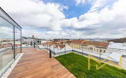 Pronájem bytu 4+kk 322 m²