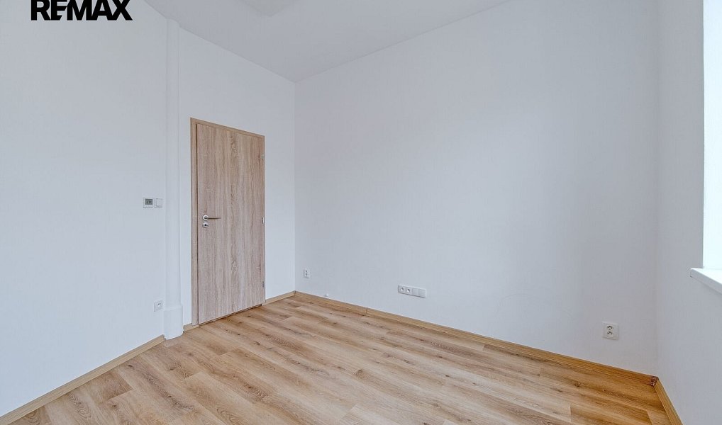 Prodej bytu 2+1 50 m², Aš – náhled fotky 6
