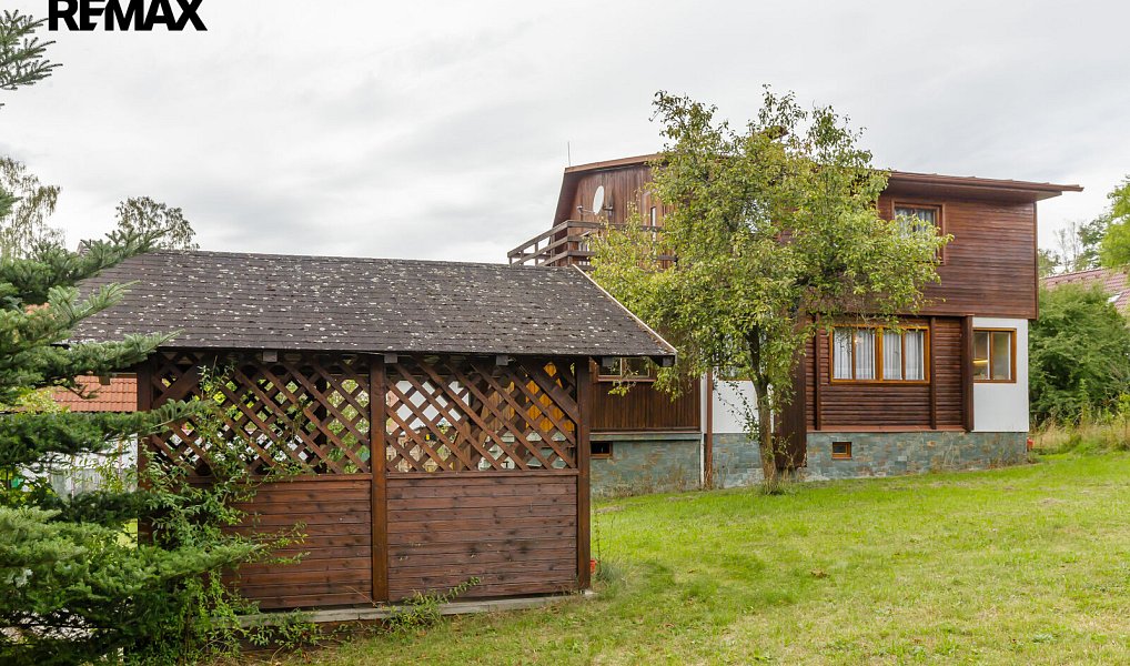 Prodej chaty/chalupy 140 m² s pozemkem 1 019 m², Kamenice – náhled fotky 8
