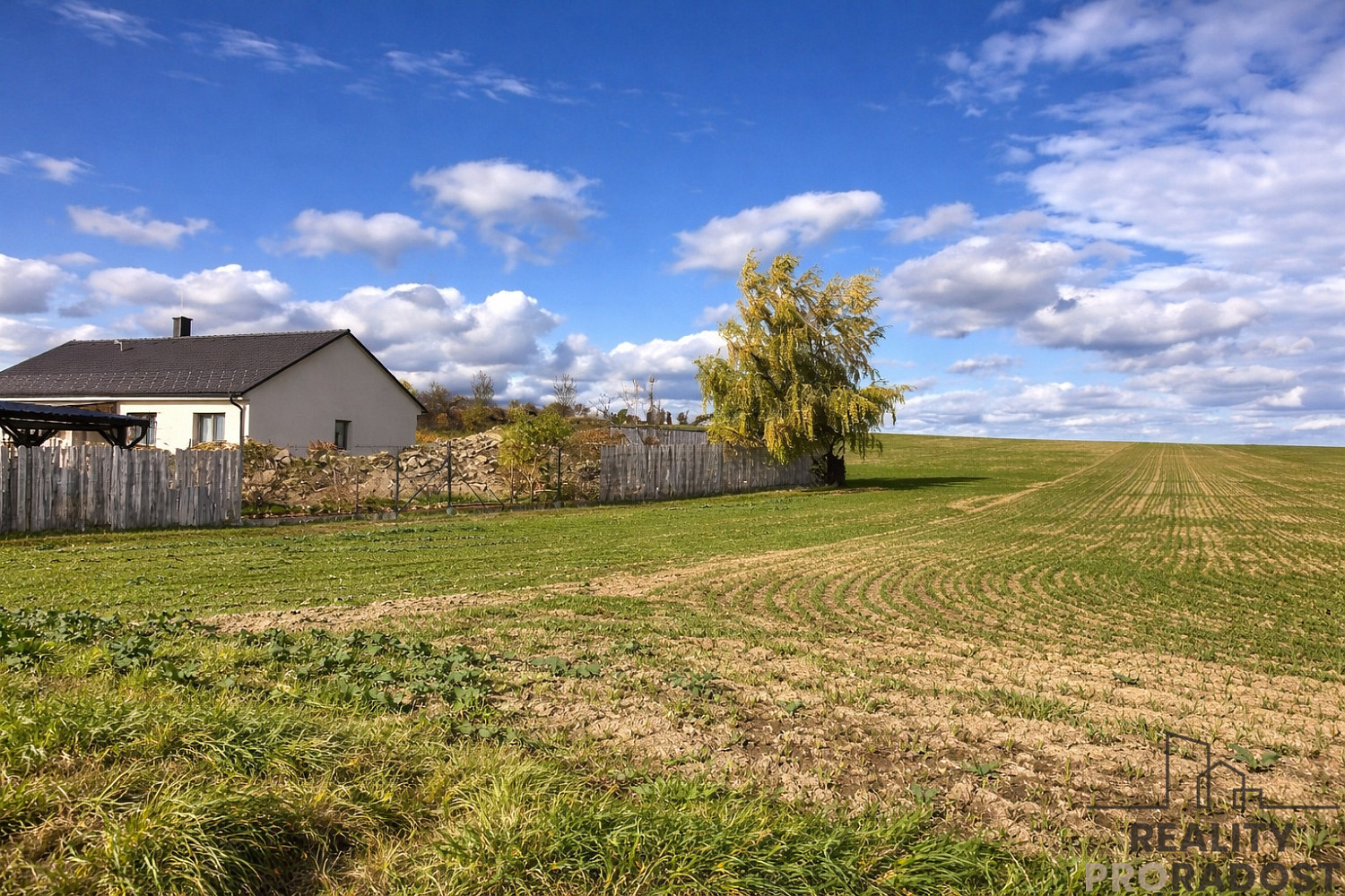 Prodej stavebního pozemku 800 m² – fotografie 5