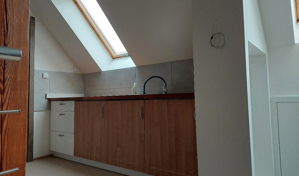 Pronájem kanceláře 12 m², Milovice – náhled fotky 9
