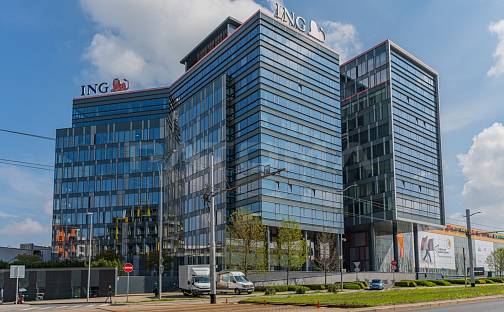 Pronájem kanceláře 300 m², Českomoravská, Praha 9 - Libeň