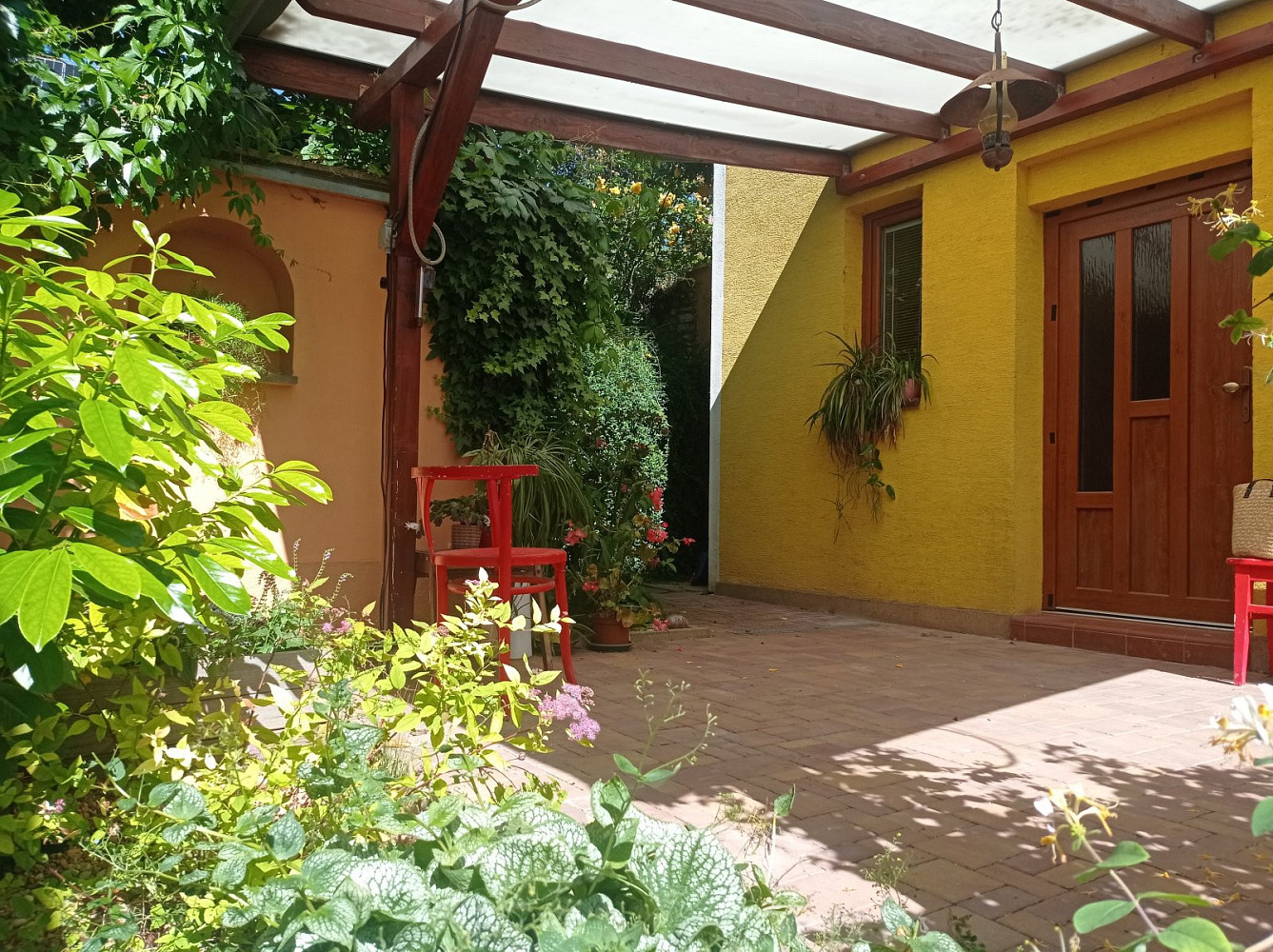 Prodej domu 140 m² s pozemkem 296 m² – fotografie 2
