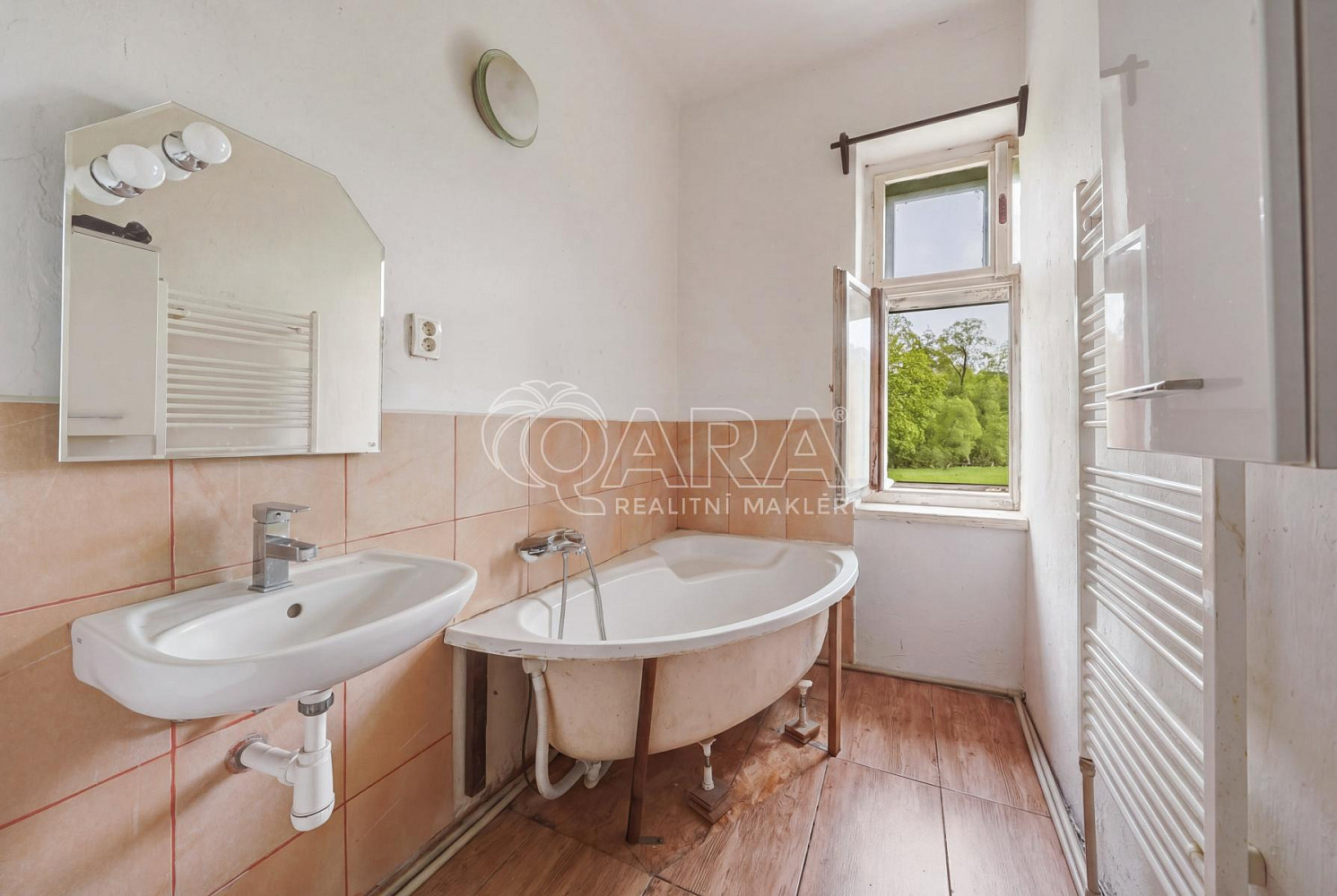 Prodej domu 2 260 m² s pozemkem 31 071 m² – fotografie 5