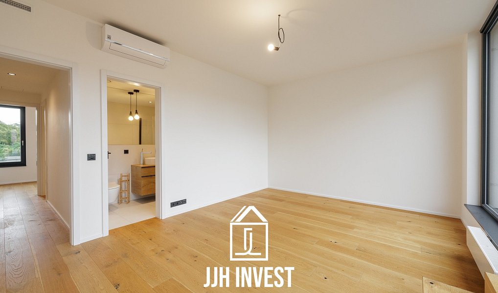 Prodej bytu 4+kk 136 m², Praha – náhled fotky 14