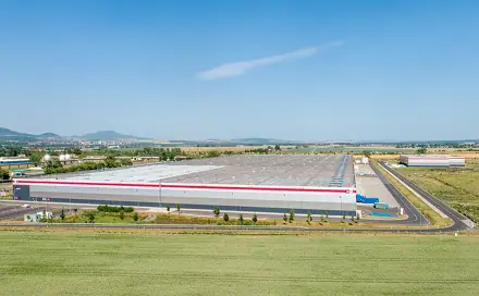 Pronájem kanceláře 6 563 m², Píšťany