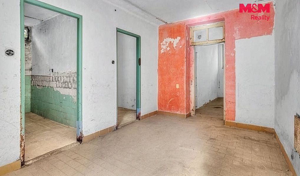 Prodej domu 130 m² s pozemkem 1 032 m², Sebranice – náhled fotky 11