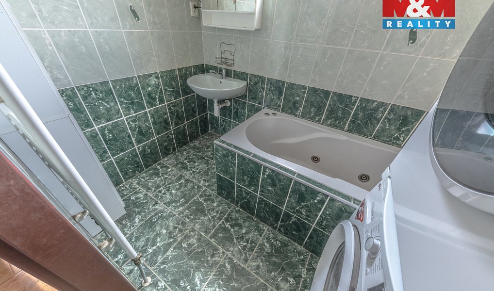 Prodej obchodních prostor 1 500 m², Tanvald – náhled fotky 16
