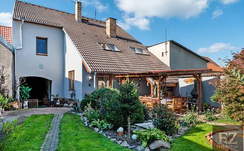 Prodej domu 243 m² s pozemkem 432 m², Protivín - Krč, okres Písek