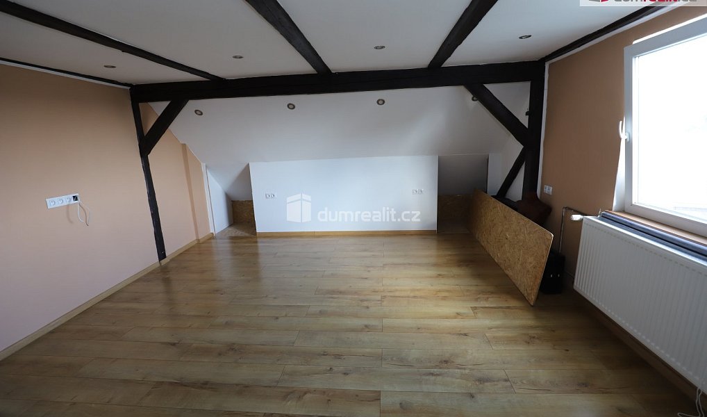 Prodej domu 180 m² s pozemkem 1 242 m², Šindelová – náhled fotky 2