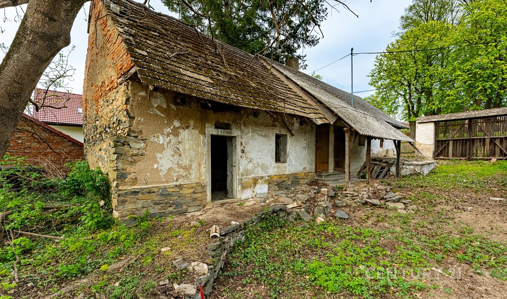 Prodej domu 80 m² s pozemkem 3 279 m², Loket – náhled fotky 4