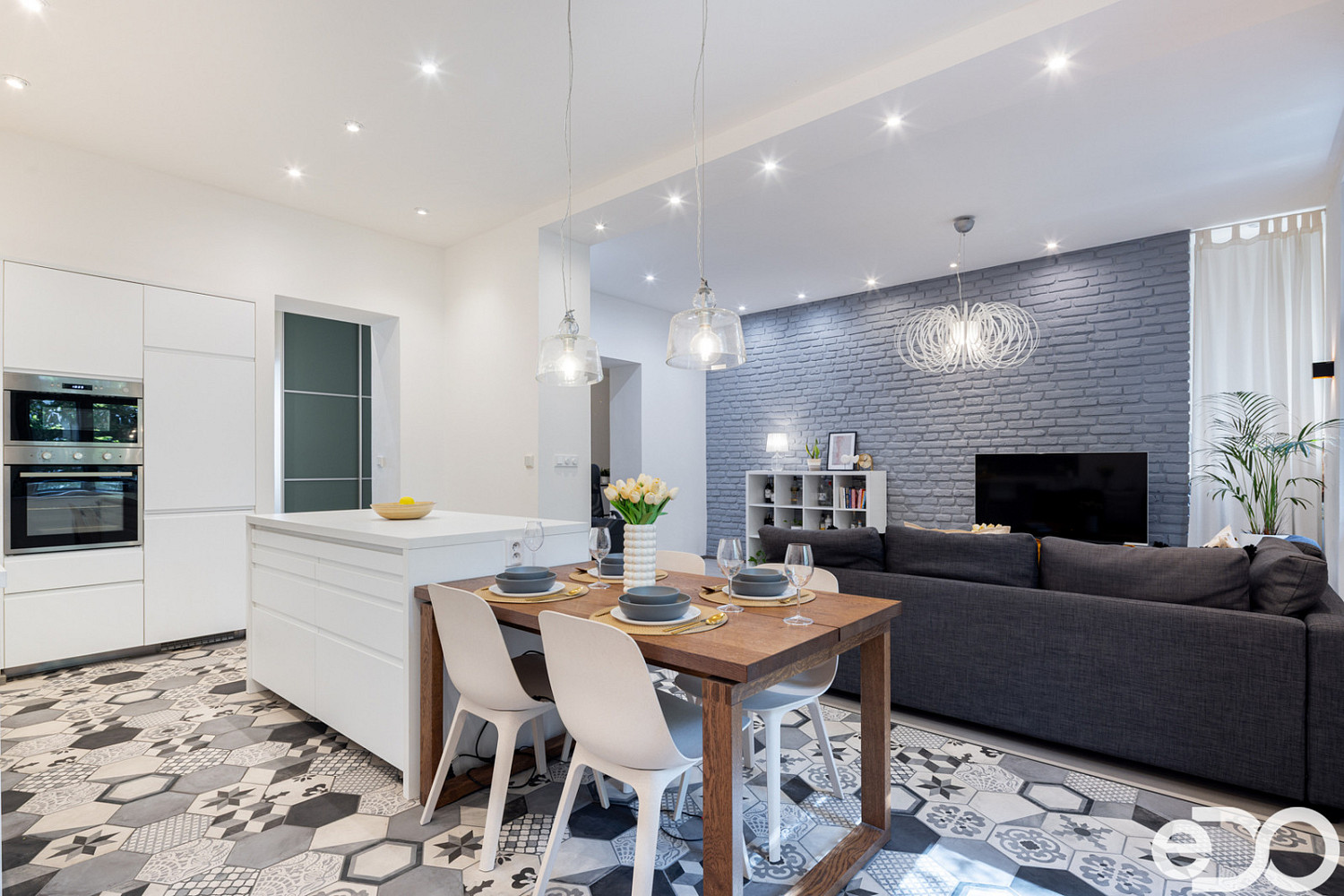 Prodej bytu 2+kk 79 m² – fotografie 2