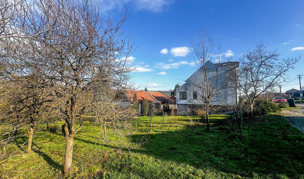 Prodej stavebního pozemku 1 608 m², Podolí – náhled fotky 3