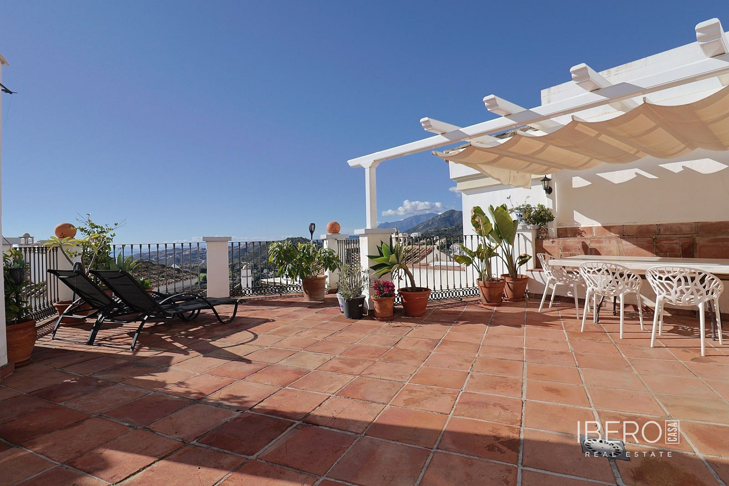 Prodej domu 198 m² s pozemkem 198 m²