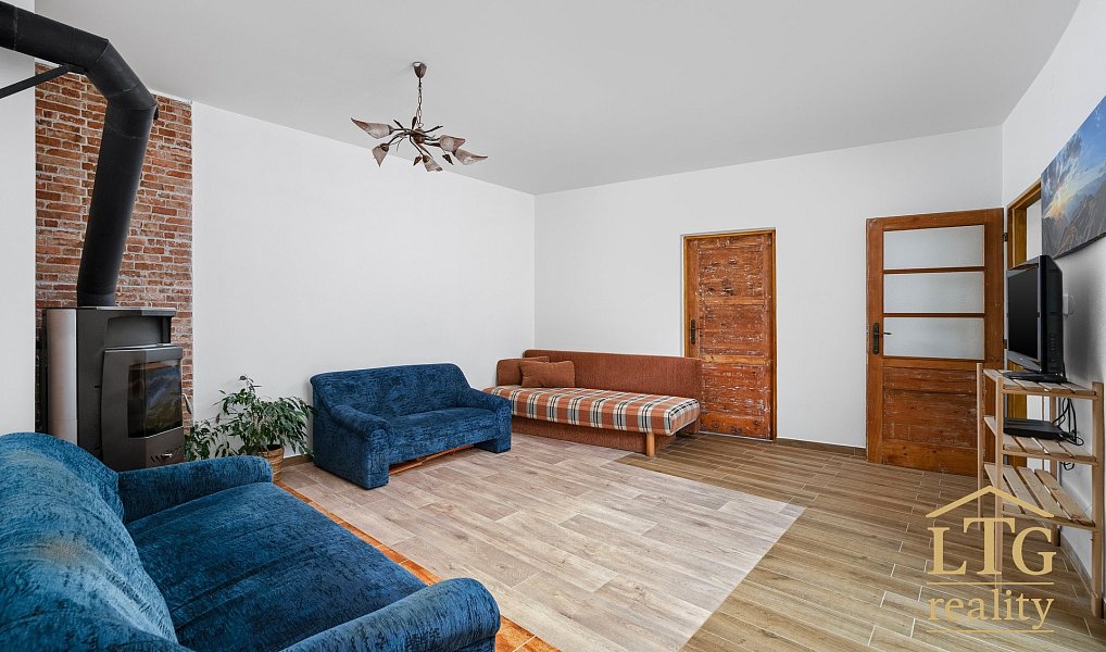 Prodej domu 197 m² s pozemkem 808 m², Petrovice – náhled fotky 5
