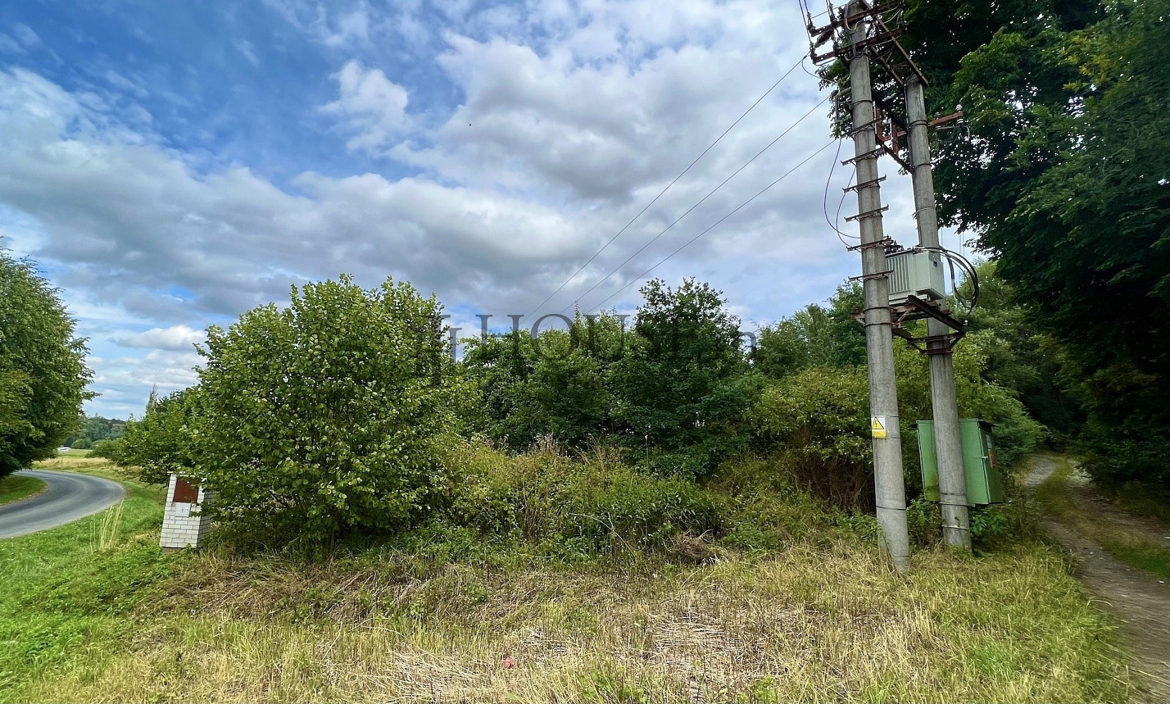 Prodej stavebního pozemku 2 410 m² – fotografie 4