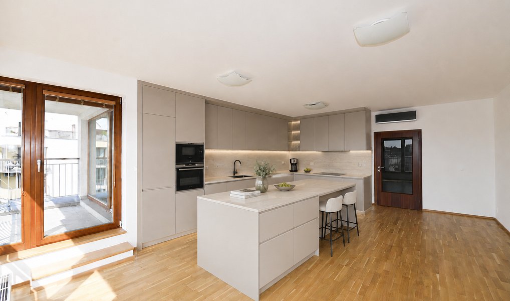 Prodej bytu 4+kk 135 m², Praha – náhled fotky 12