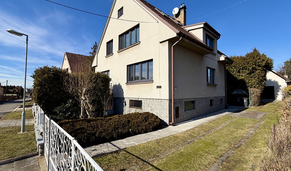 Prodej domu 150 m² s pozemkem 930 m², Divišov – náhled fotky 2