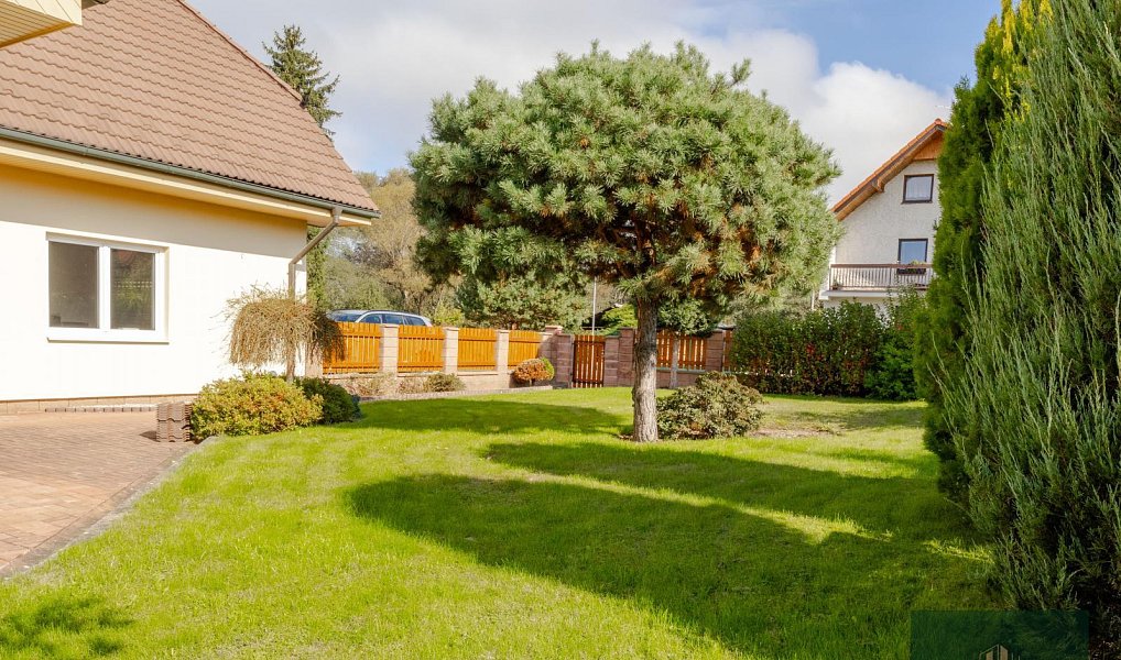 Prodej domu 240 m² s pozemkem 1 011 m², Rokycany – náhled fotky 5