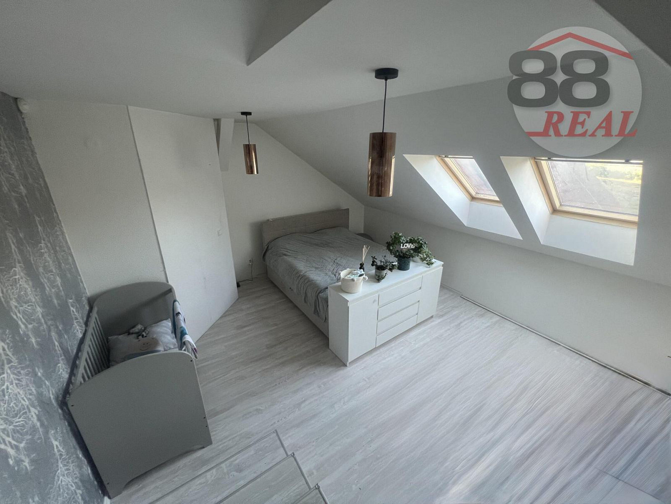 Pronájem bytu 2+1 63 m² — photo 2
