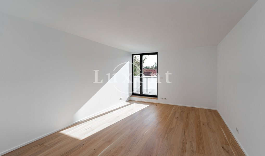 Prodej domu 350 m² s pozemkem 1 069 m², Velké Popovice – náhled fotky 14