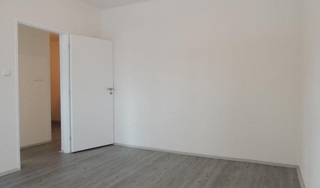 Pronájem bytu 2+1 53 m², Ostrava – náhled fotky 4