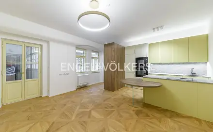 Pronájem bytu 2+kk 44 m², Nosticova, Praha 1 - Malá Strana