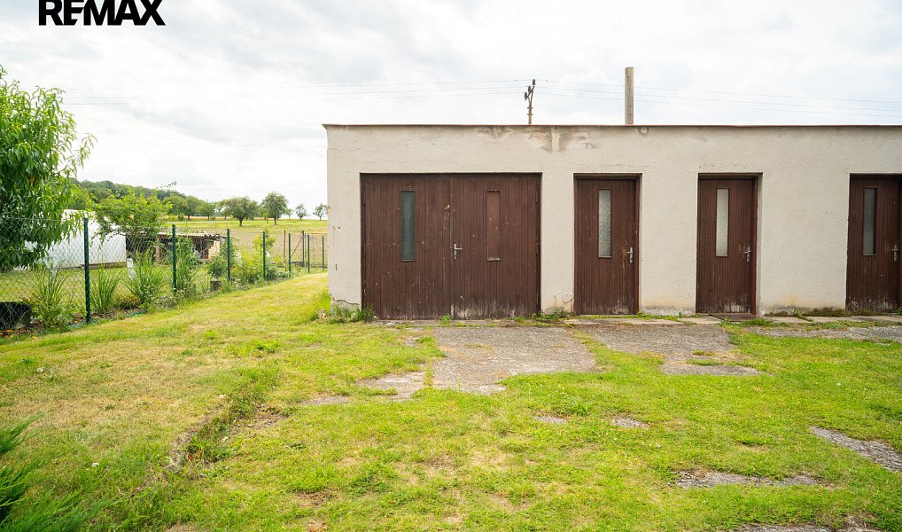 Prodej domu 120 m² s pozemkem 870 m², Brloh – náhled fotky 34