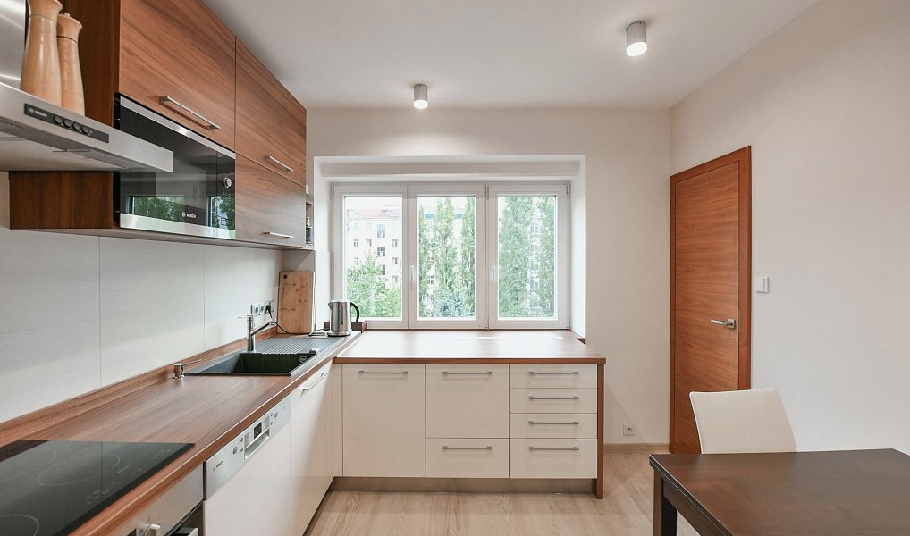 Pronájem bytu 2+1 74 m², Praha – náhled fotky 8