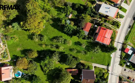 Prodej stavebního pozemku 2 359 m², Babice nad Svitavou, okres Brno-venkov